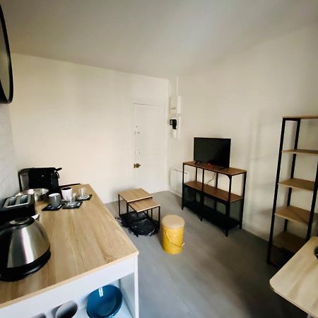 Enghien-Les-Bains: Studio Au Coeur Du Centre Ville. Eksteriør bilde